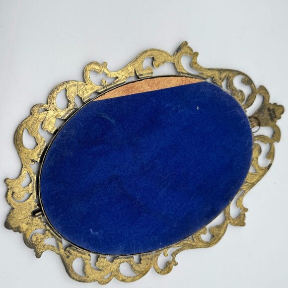 Vintage Brass Oval Floral Picture Frames With Convex Bubble Glass Made In Italy - Picture 16 of 16